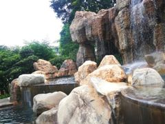 -七彩云南古滇温泉山庄