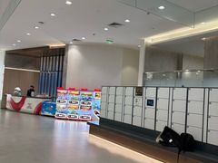 -冰纷万象滑冰场(沈阳万象城店)