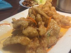 -老码头黑皮肘子锅包肉(赣水路店)