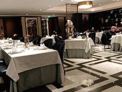大堂-Yan Ting 宴庭中餐厅(上海静安瑞吉酒店)