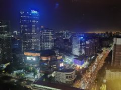 -上海龙之梦万丽酒店