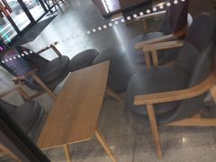 大堂-星巴克(广州光明广场店)