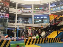 -嘻哈乐儿童乐园