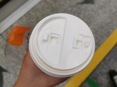 -CoCo都可(湖滨银泰店B区店)