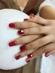 -爱美丽科技美肤中心