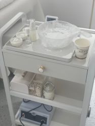 -康美贞·痘肌养护管理中心
