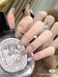 -初心纹眉洗眉·美睫专业店