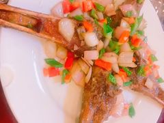 -余杨鸭鸭餐厅