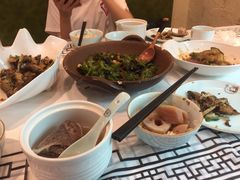 -丹江口渔村·湘味厨房(桃园店)