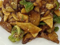 -老码头黑皮肘子锅包肉(文政街店)