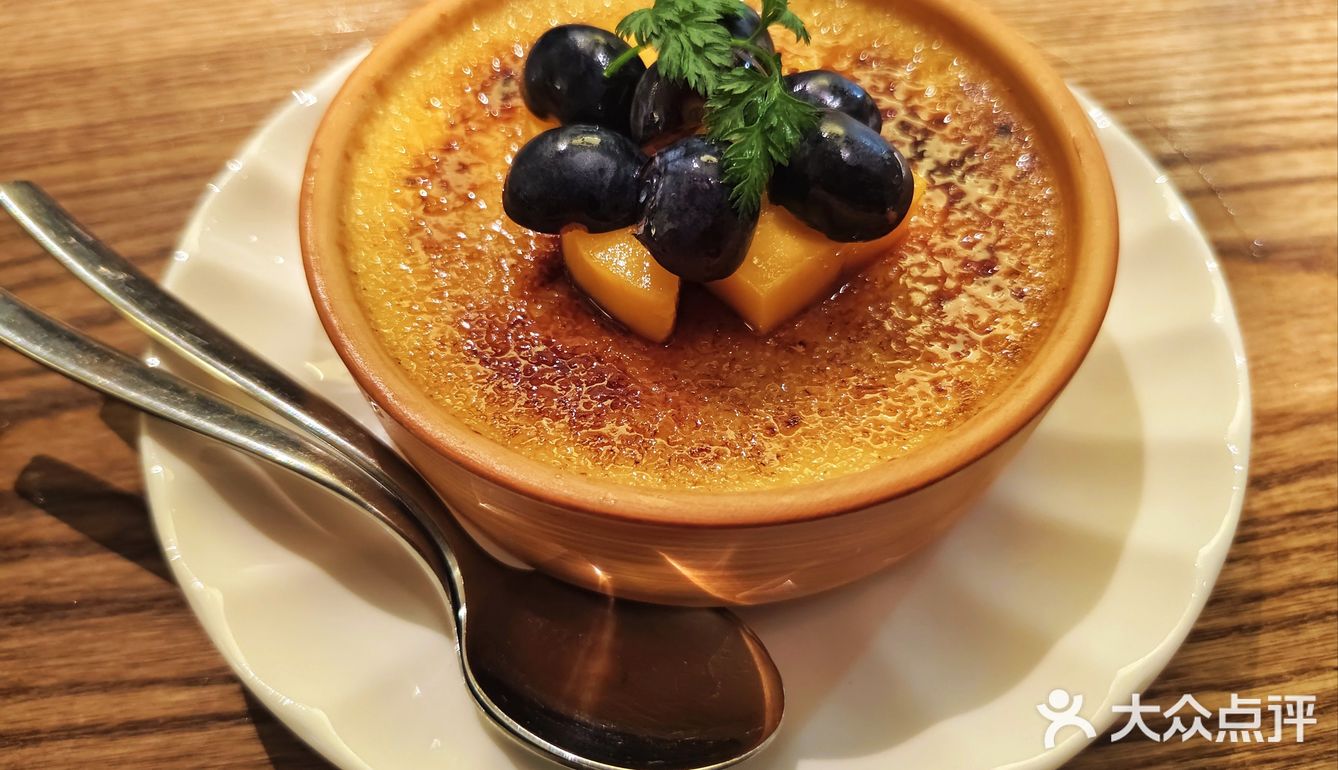 我给李雪琴当长沙人脉｜省博对面的氛围感西餐厅🕌