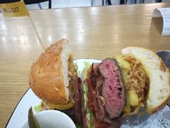 -HELLO 27 意面·沙拉·帕尼尼