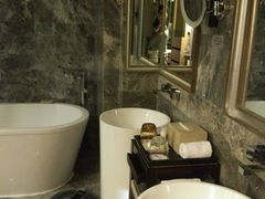 -榛悦隆堡成都酒店(春熙路太古里店)