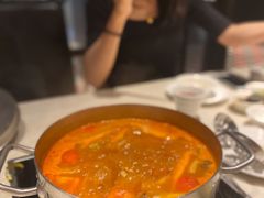 招牌番茄牛尾汤-一哥澳门豆捞·澳门风打边炉(高德置地店)