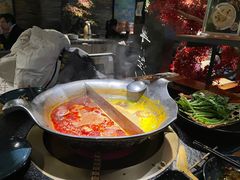 -湊湊火锅·茶憩(南京东路悦荟店)