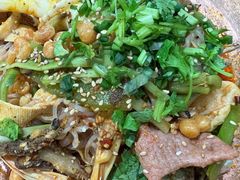 -成都你六姐·牛肉冒菜(信泰中心商场店)