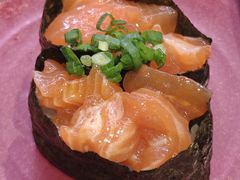 生拌三文鱼军舰-寿司郎(皇庭广场店)