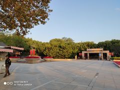 -上海市龙华烈士陵园