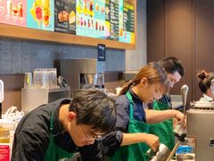 -星巴克臻选(北京嘉里中心第二店)