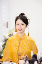 -欣薇婚纱(新源乐汇城店)