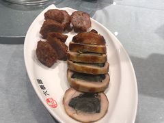 -六泰居·尔滨地标·东北菜(松北店)