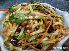 -辣盆盆麻辣小龙虾(哈尔滨总店)