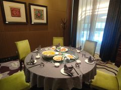 -粤尚腾香居中餐厅(首都机场希尔顿店)