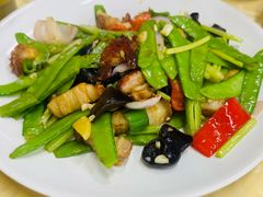 兰豆炒烧肉-南沙辉记烧鸡·荔枝木炭火吊烧(旧镇店)