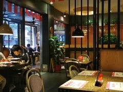 大堂-铁胖子口碑长沙菜·龙虾烧烤(赤岗社区店)
