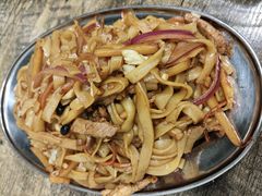 老友炒粉-正宗南铁拉叔沙煲螺·烧烤·秘制靓粥(南铁总店)