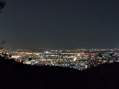 -鬼笑石后山停车场
