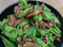 -稳湘湖南小馆(道尔泰生活广场店)