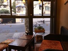 靠窗位-RUMORS COFFEE ROASTERY鲁马滋咖啡(湖南路店)