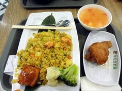 -大食代美食广场(上海中心店)