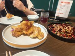 -梧桐树下(云锦世家店)