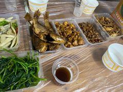-蓝精灵饺子店