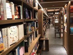 -茑屋书店(天目里店)