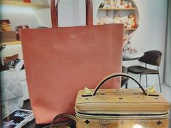 -星裳二手奢侈品回收鉴定(新华路店)