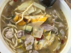 -小河无名面馆