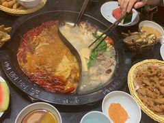 -重庆德庄火锅(体育中心店)