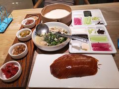 酥不腻烤鸭-小大董·烤鸭(凤凰汇店)