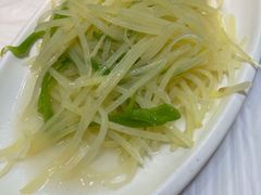 青椒土豆丝-香满锅老北京羊蝎子火锅·家常菜(新街口店)
