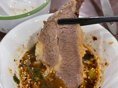 -朝伟清真铜瓢牛肉馆(三十年老·店)