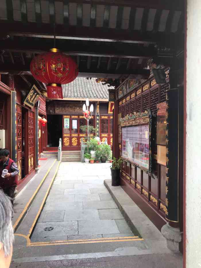 宁波市佛教居士林-"宁波市佛教居士林坐落在天一阁61月湖文化景.