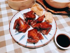 脆皮乳鸽-新大咀港式茶餐厅(宝山万达店)