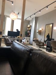 -HAIR HERE造型