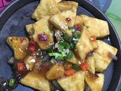 铁板包浆豆腐-小厨子私房菜·云南美食店