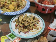 -东来菜馆•手抓海鲜家常菜•海鲜锅贴(鸽子窝店)