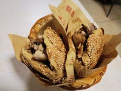 -洪峰浩老北京烧饼夹肉(角门路店)