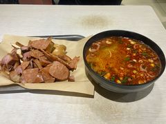 -牵人麻辣粉(粉巷店)